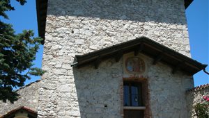 Sacro Monte di Varese. La torre tardoantica interna alle mura del  monastero