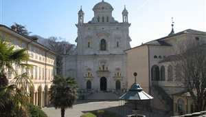 Veduta generale della piazza maggiore del Sacro Monte